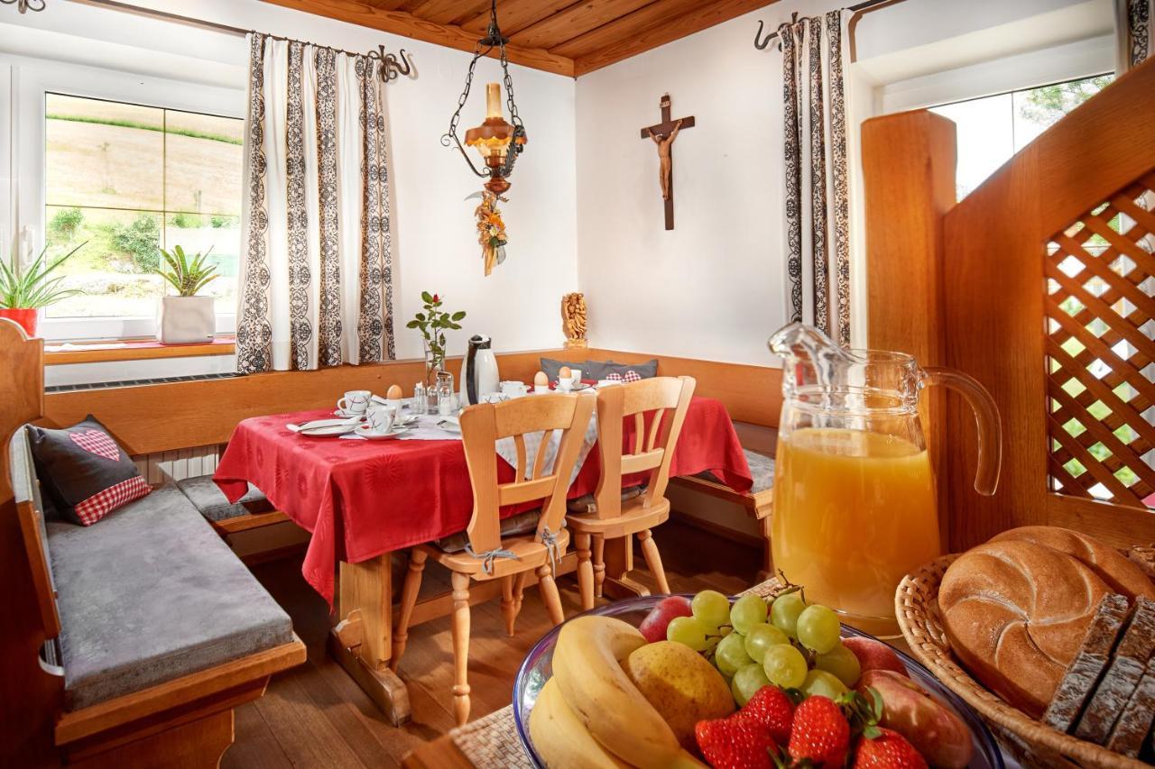 Haus Obermuehle Bed & Breakfast Maria Alm am Steinernen Meer Exterior photo
